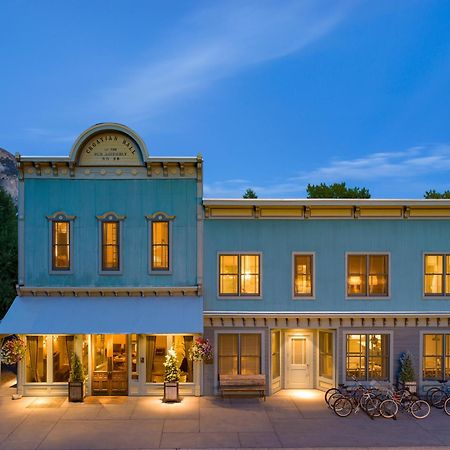 Eleven Scarp Ridge Lodge Крестед-Б'ютт Екстер'єр фото